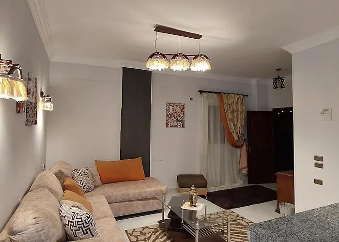 The Home Studio Near To The Airport